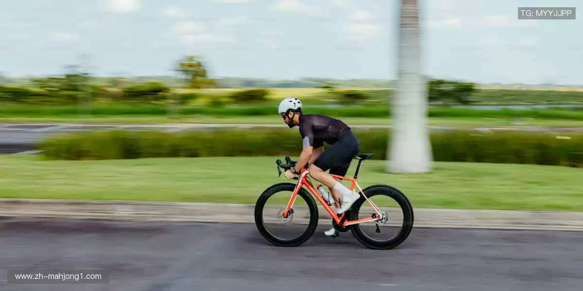 🎁【周边商城】限量潮品,把偶像的荣耀穿在身上!